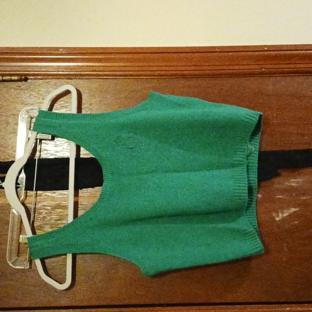 Women green vest